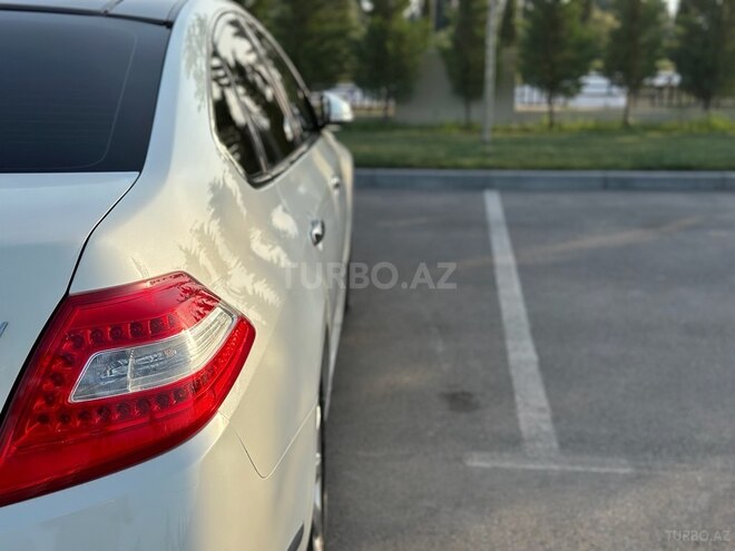 Nissan Teana 2010, 223,700 km - 2.5 л - Salyan