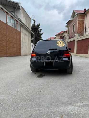 Volkswagen Golf-4