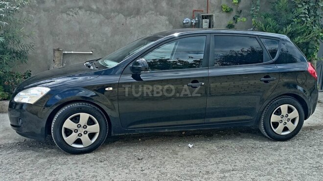 Kia Ceed 2009, 240,000 km - 1.4 л - Bakı