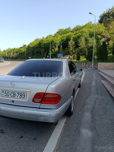 Mercedes E 240 1997, 395,193 km - 2.4 l - Xaçmaz