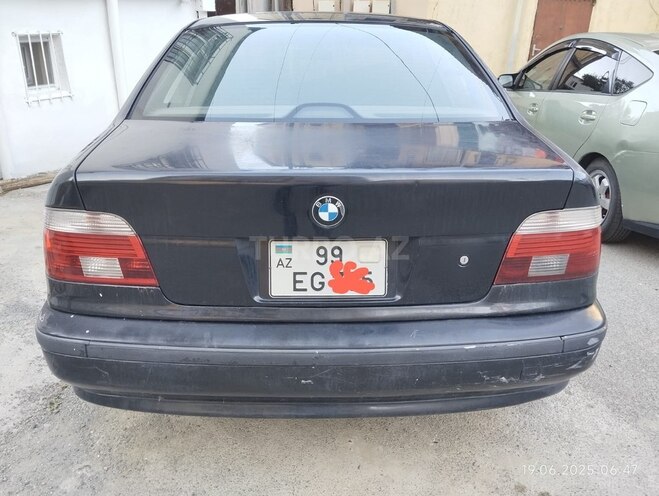 BMW 528 1999, 302,000 km - 2.8 l - Bakı