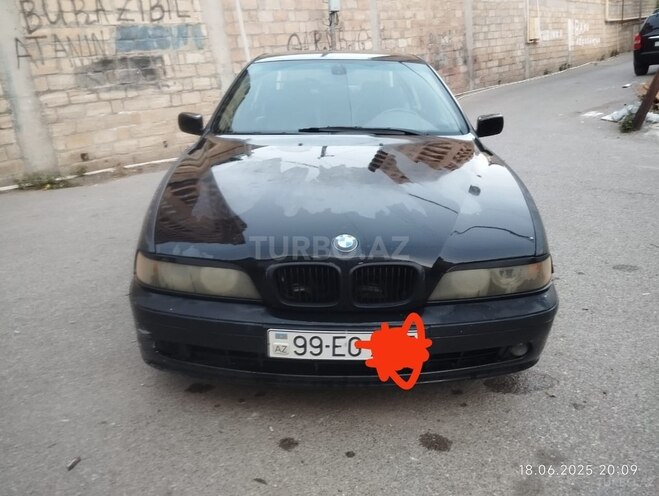 BMW 528 1999, 302,000 km - 2.8 l - Bakı
