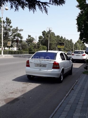 Opel Astra 2005, 384,300 km - 2.0 l - Yevlax