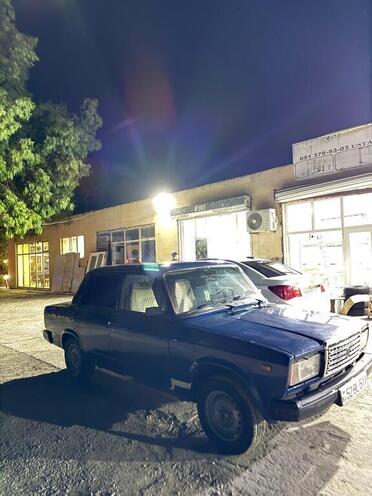 LADA (VAZ) 2107 2002, 92,100 km - 1.6 l - Salyan