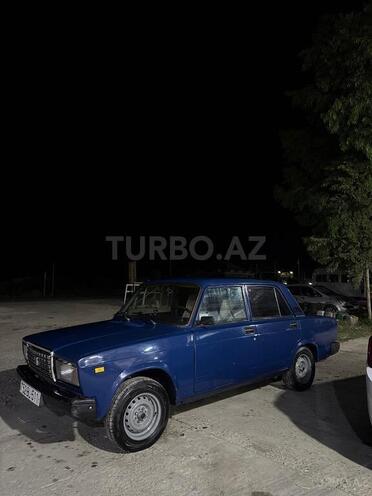 LADA (VAZ) 2107 2002, 92,100 km - 1.6 l - Salyan