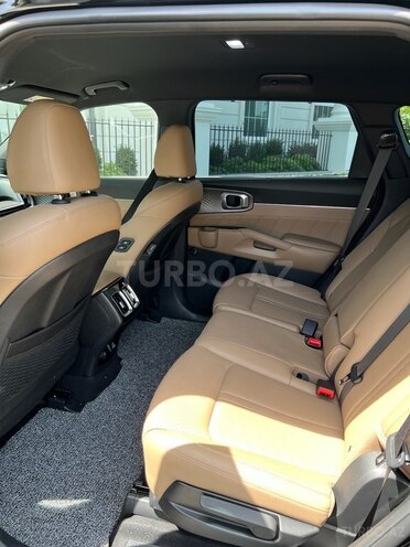 Kia Sorento-8