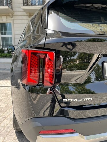 Kia Sorento-7