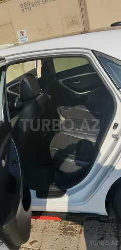 Hyundai i30 2014, 319,000 km - 1.6 l - Sumqayıt