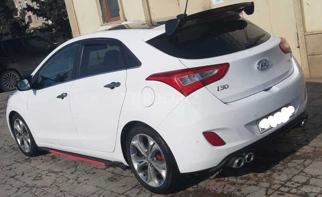Hyundai i30 2014, 319,000 km - 1.6 l - Sumqayıt