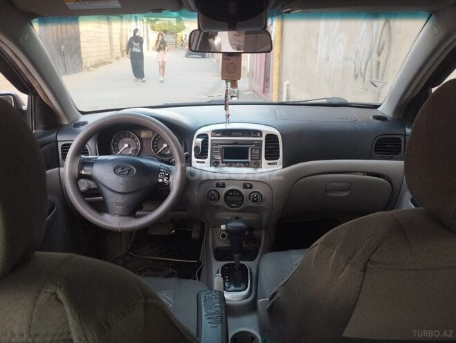 Hyundai Accent 2006, 300,000 km - 1.6 l - Bakı