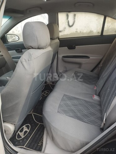 Hyundai Accent 2006, 300,000 km - 1.6 l - Bakı