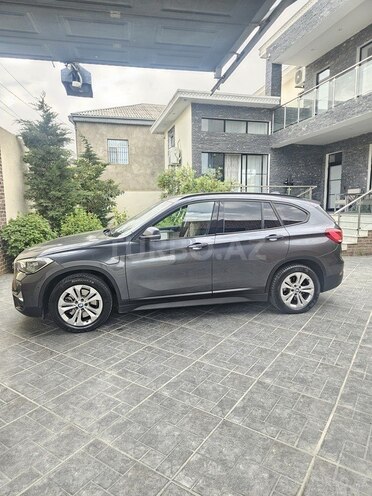 BMW X1 2020, 54,000 km - 1.5 l - Bakı