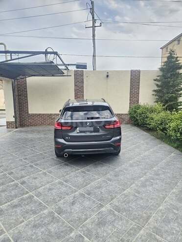 BMW X1 2020, 54,000 km - 1.5 l - Bakı