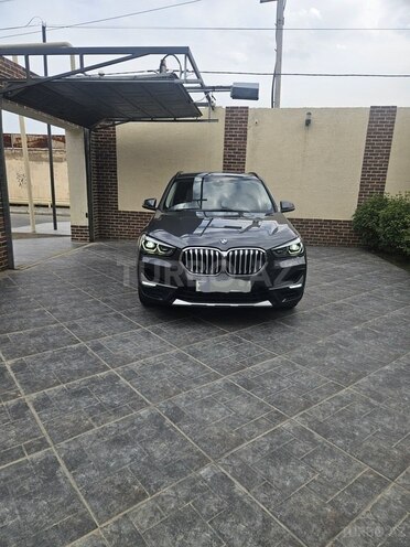 BMW X1 2020, 54,000 km - 1.5 l - Bakı
