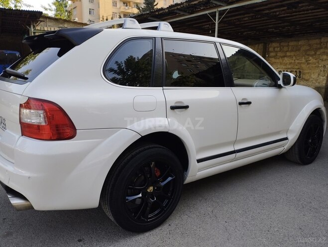 Porsche Cayenne-9