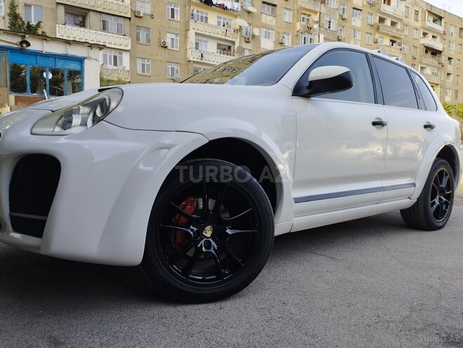 Porsche Cayenne-7