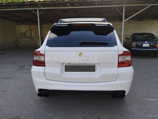 Porsche Cayenne-2