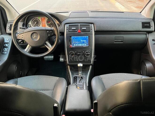 Mercedes B 180 2010, 98,000 km - 1.7 l - Sumqayıt