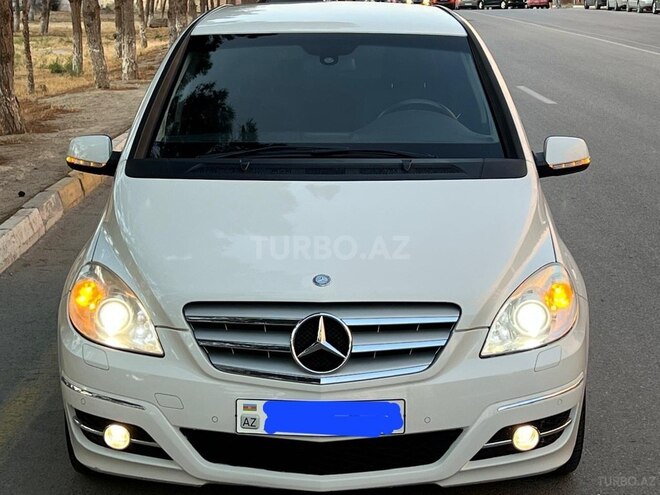 Mercedes B 180 2010, 98,000 km - 1.7 l - Sumqayıt