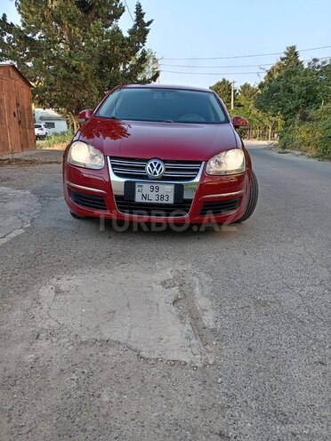Volkswagen Jetta-1