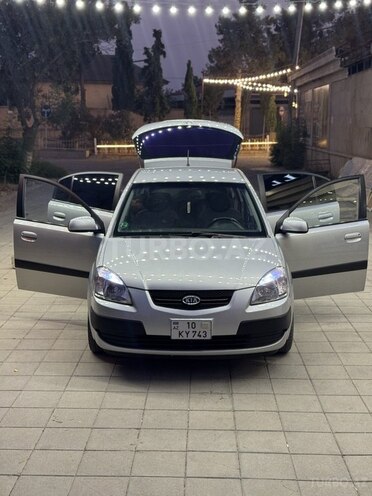 Kia Rio 2007, 224,000 km - 1.4 l - Şirvan