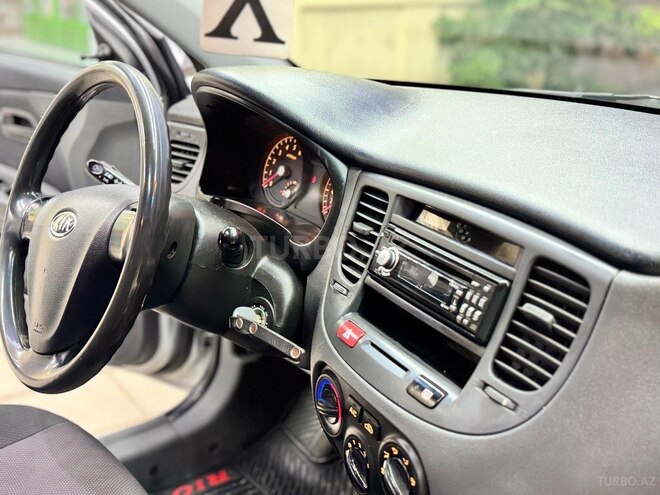 Kia Rio 2007, 224,000 km - 1.4 l - Şirvan