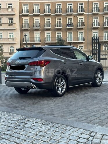 Hyundai Santa Fe-4