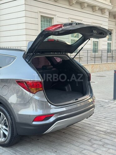 Hyundai Santa Fe-9