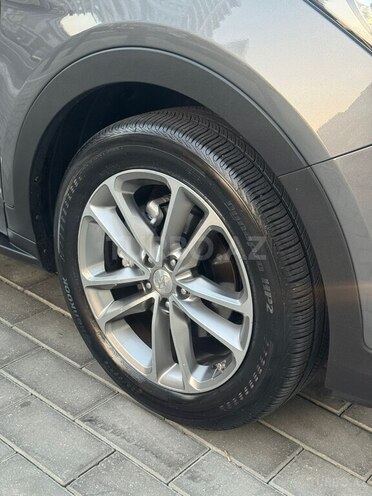 Hyundai Santa Fe-19