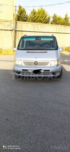 Mercedes Vito-1