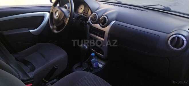 Renault Logan 2017, 356,850 km - 1.6 l - Bakı