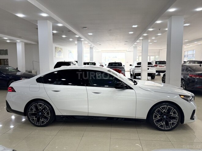 BMW i5 2024, 14,600 km - 0.0 l - Bakı