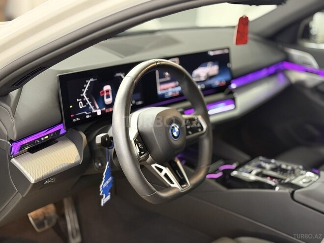 BMW i5 2024, 14,600 km - 0.0 l - Bakı