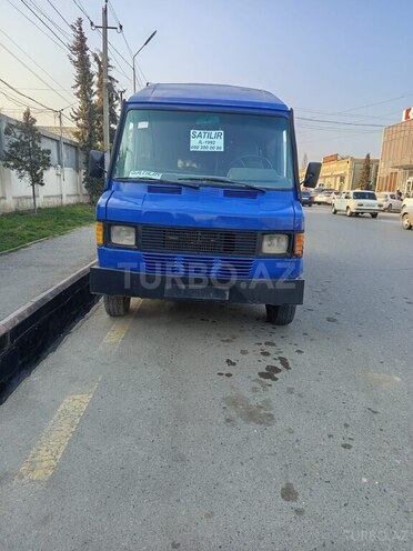 Mercedes 208 D 1992, 450,000 km - 2.5 l - Ağdam