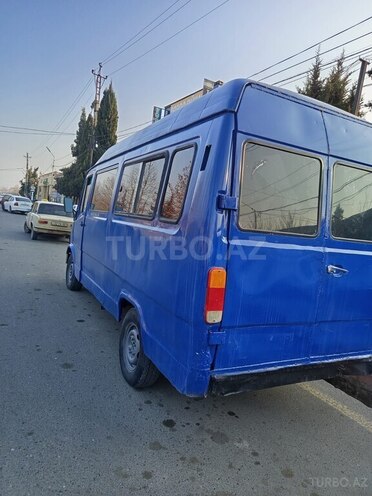 Mercedes 208 D 1992, 450,000 km - 2.5 l - Ağdam