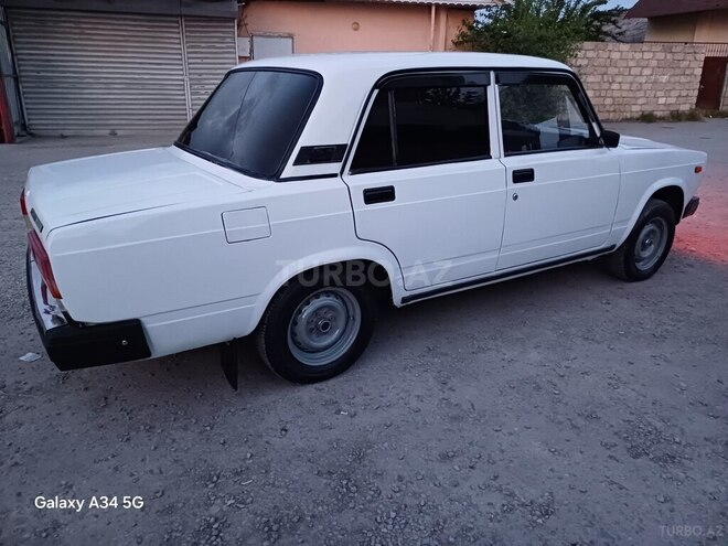 LADA (VAZ) 2107-5