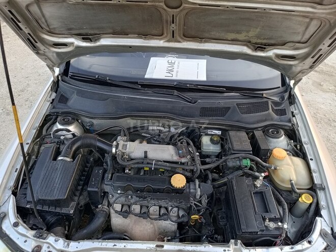 Opel Astra 2000, 483,000 km - 1.6 l - Şirvan