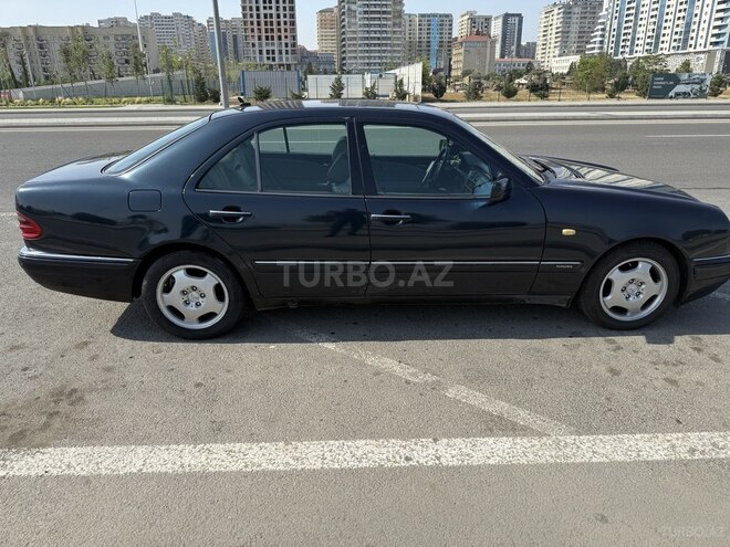 Mercedes E 240 1998, 216,000 km - 2.4 l - Bakı