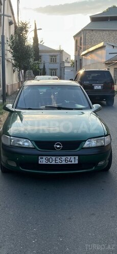 Opel Vectra 1996, 300,000 km - 1.6 l - Gəncə