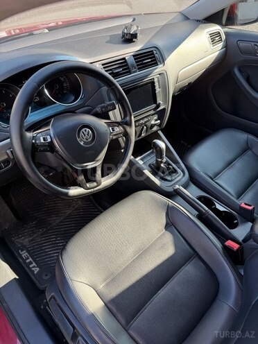 Volkswagen Jetta 2017, 215,000 km - 1.4 l - Bakı