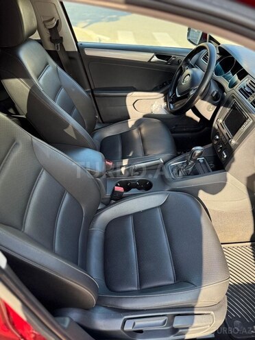 Volkswagen Jetta 2017, 215,000 km - 1.4 l - Bakı