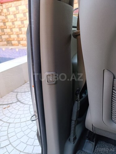 Kia Carnival 2015, 243,000 km - 2.2 l - Bakı