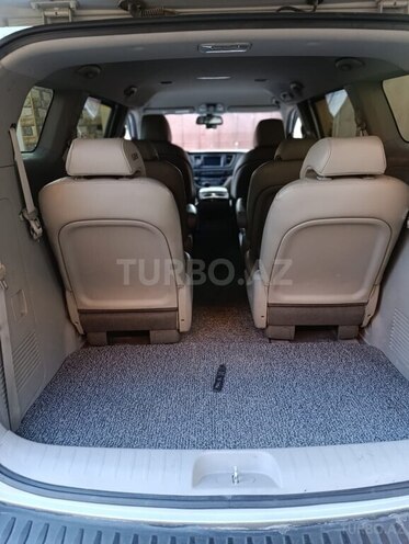 Kia Carnival 2015, 243,000 km - 2.2 l - Bakı