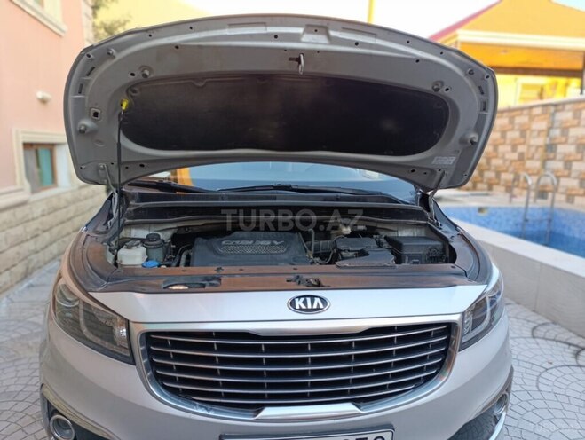 Kia Carnival 2015, 243,000 km - 2.2 l - Bakı