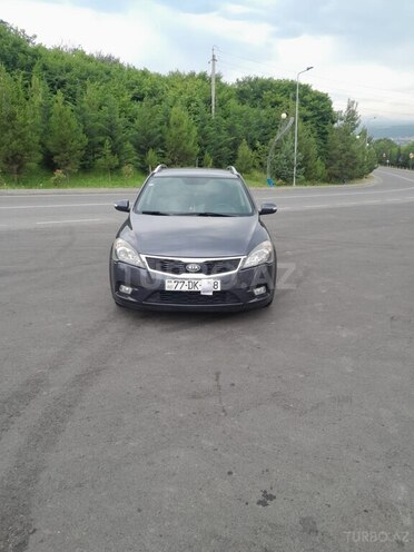 Kia Ceed 2009, 230,000 km - 1.6 л - Quba
