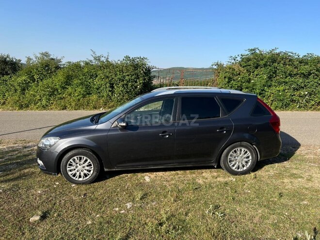 Kia Ceed 2009, 230,000 km - 1.6 л - Quba