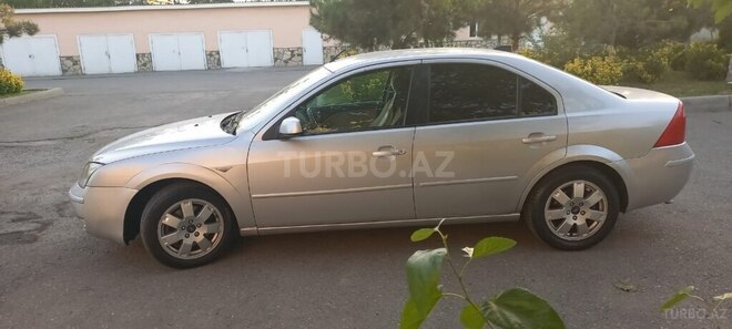 Ford Mondeo 2003, 200,000 km - 2.0 l - Ucar