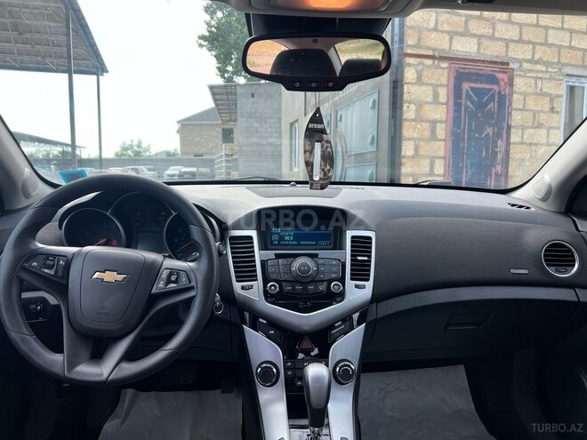 Chevrolet Cruze 2015, 177,000 km - 1.4 л - Samux