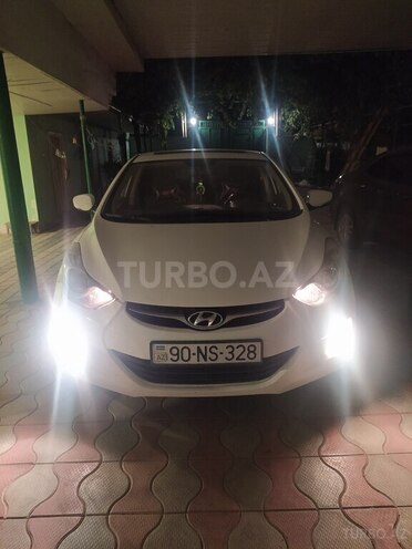 Hyundai Elantra 2012, 255,000 km - 1.6 l - Biləsuvar