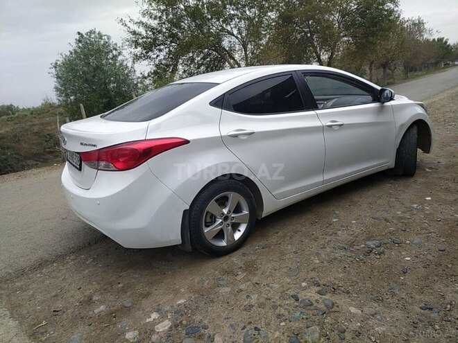 Hyundai Elantra 2012, 255,000 km - 1.6 l - Biləsuvar